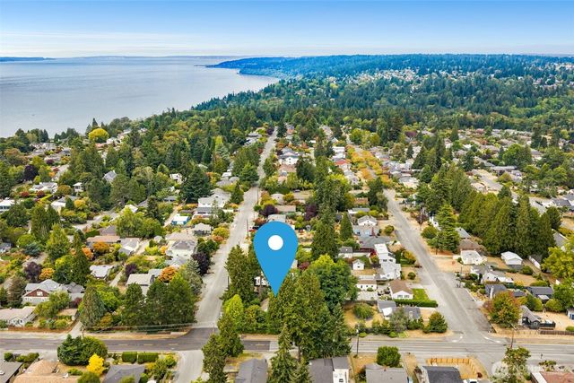 10004 14th Avenue NW, Seattle, WA 98177