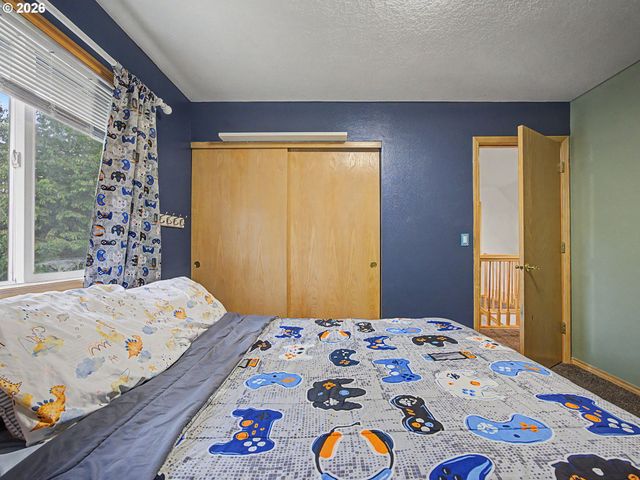 3008 Se LAURA Ave, Gresham, OR 97080