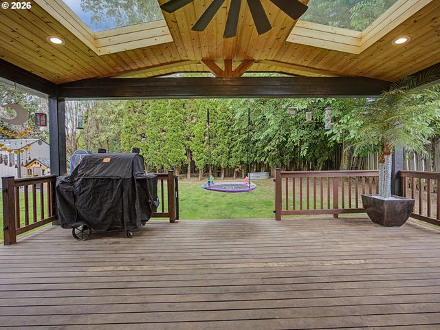 3008 Se LAURA Ave, Gresham, OR 97080