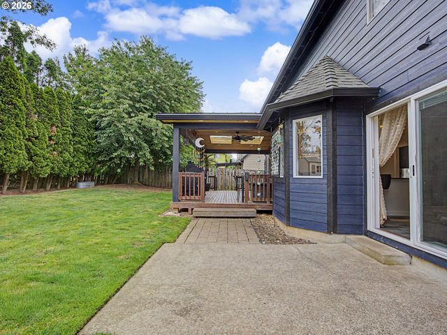 3008 Se LAURA Ave, Gresham, OR 97080