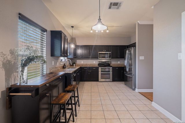 20511 View Meadow, San Antonio, TX 78258
