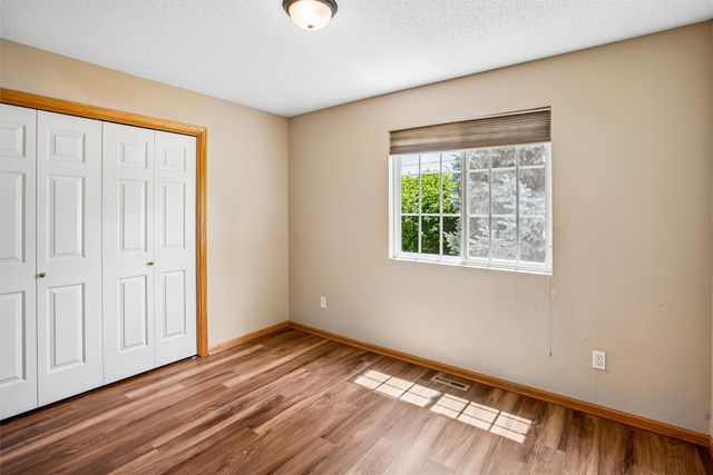 12503 Douglas Parkway, Urbandale, IA 50323