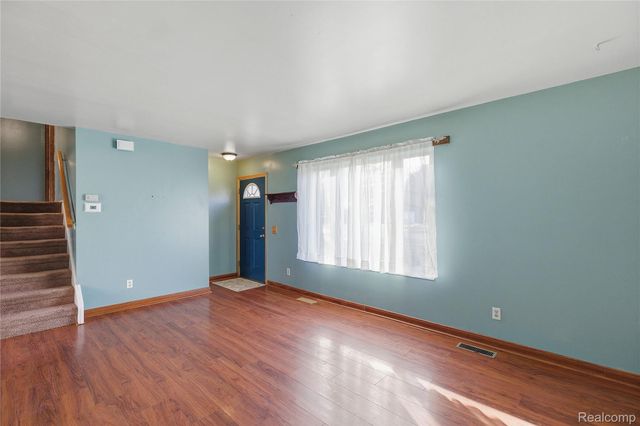 6230 Barker Drive, Waterford Charter Township, MI 48329