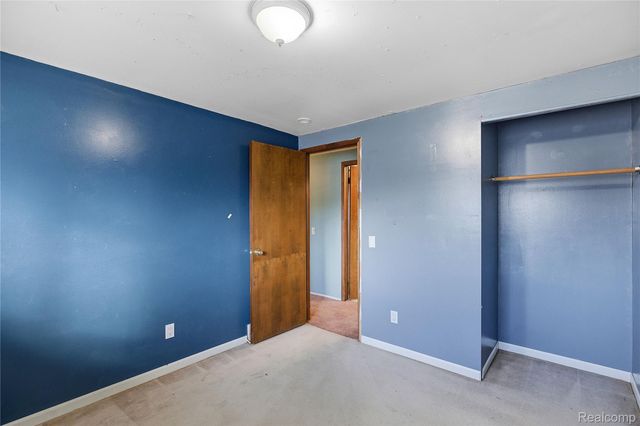 6230 Barker Drive, Waterford Charter Township, MI 48329