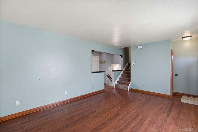 6230 Barker Drive, Waterford Charter Township, MI 48329