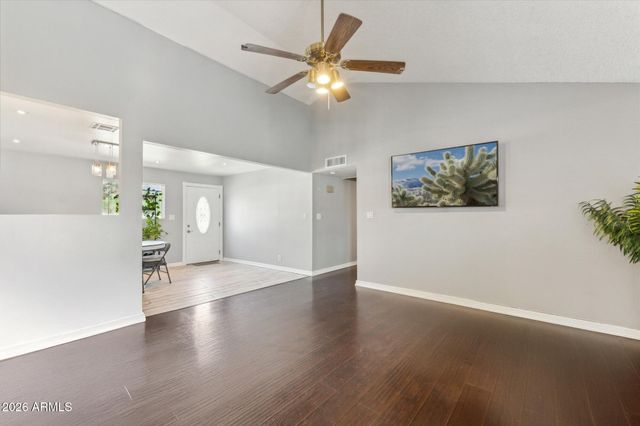 9716 N 55TH Avenue, Glendale, AZ 85302