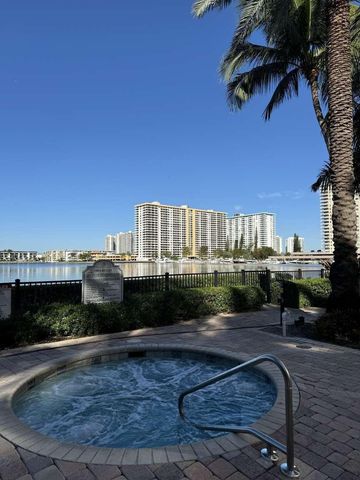 17125 N Bay Road 3102, Sunny Isles Beach, FL 33160