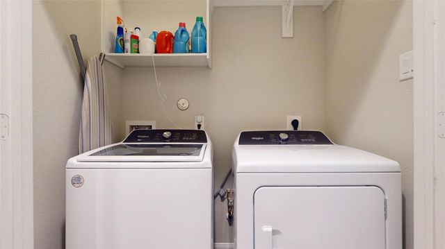 2327 Windy Sail Drive, Texas City, TX 77568