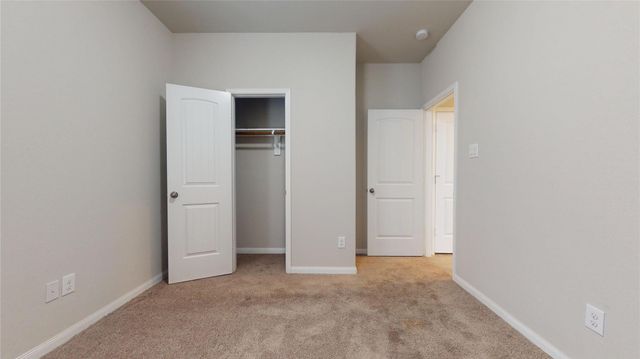 2327 Windy Sail Drive, Texas City, TX 77568