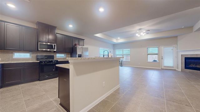 2327 Windy Sail Drive, Texas City, TX 77568