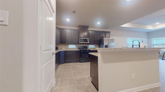 2327 Windy Sail Drive, Texas City, TX 77568