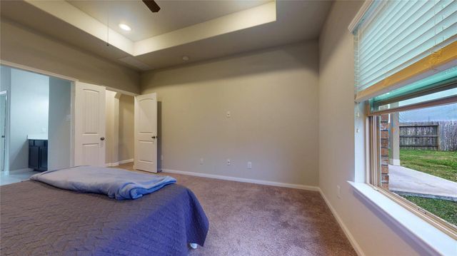 2327 Windy Sail Drive, Texas City, TX 77568