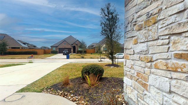 2327 Windy Sail Drive, Texas City, TX 77568