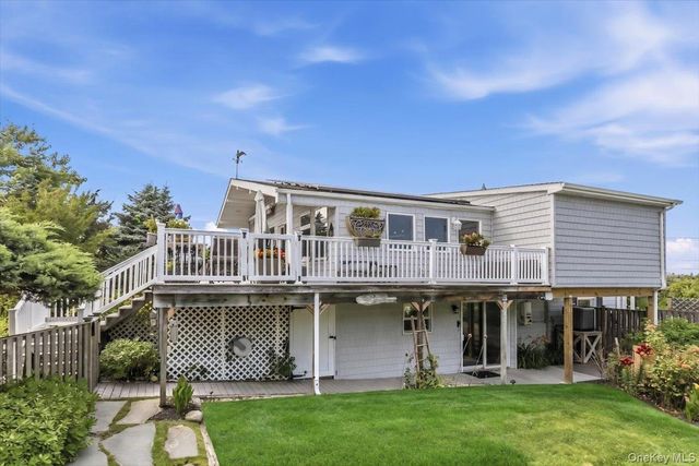 72 Circle Drive, Oak Beach, NY 11702