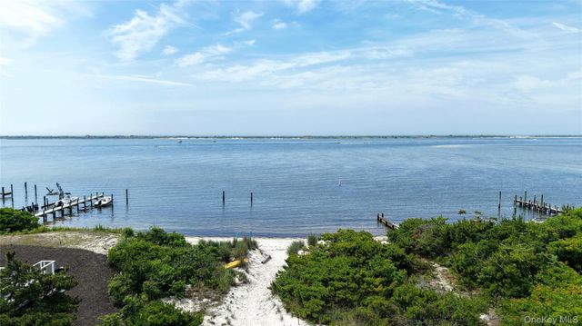 72 Circle Drive, Oak Beach, NY 11702