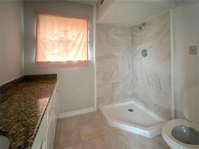 13522 Hollypark Drive, Houston, TX 77015