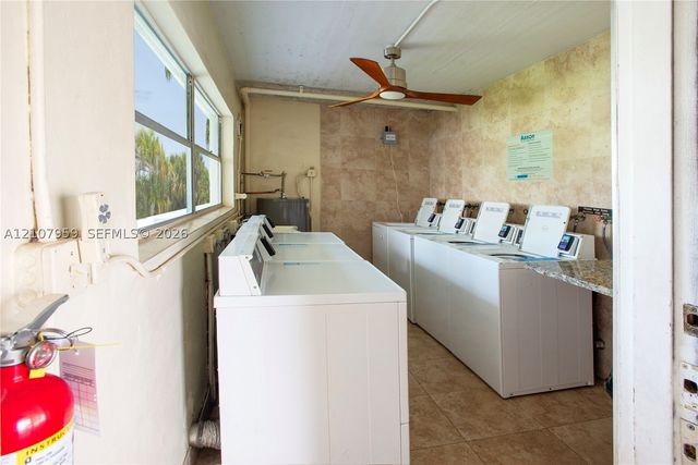 4200 Crystal Lake Dr 204, Deerfield Beach, FL 33064