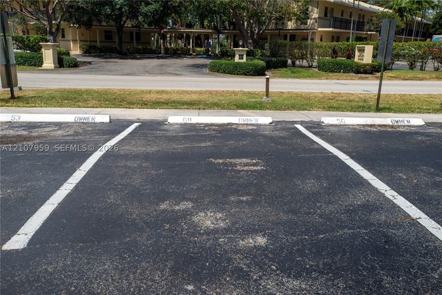 4200 Crystal Lake Dr 204, Deerfield Beach, FL 33064