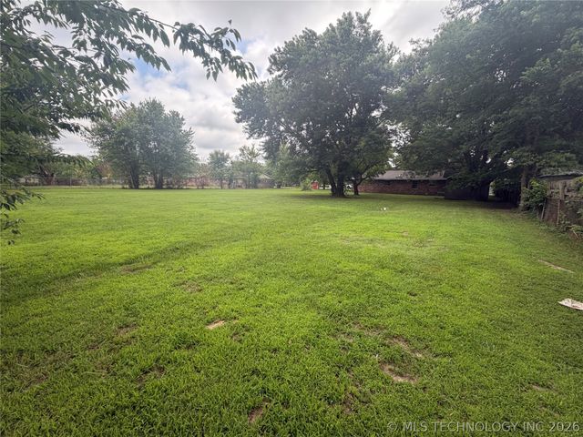 202 Quail Drive, Pryor, OK 74361