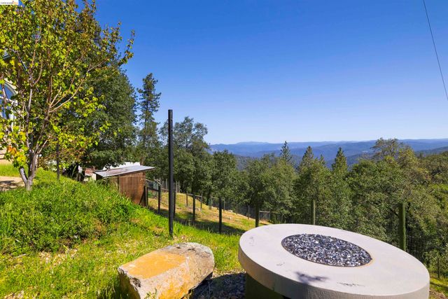13261 Yankee Hill, Columbia, CA 95310