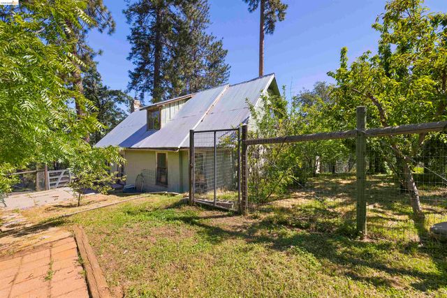 13261 Yankee Hill, Columbia, CA 95310