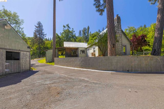 13261 Yankee Hill, Columbia, CA 95310