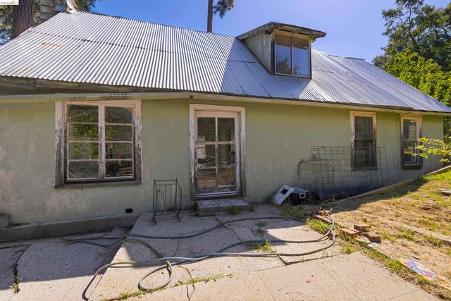 13261 Yankee Hill, Columbia, CA 95310