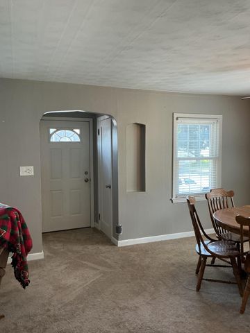 202 19th Avenue S, South Saint Paul, MN 55075