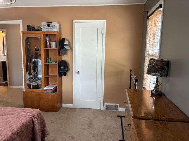 202 19th Avenue S, South Saint Paul, MN 55075