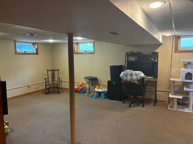 202 19th Avenue S, South Saint Paul, MN 55075