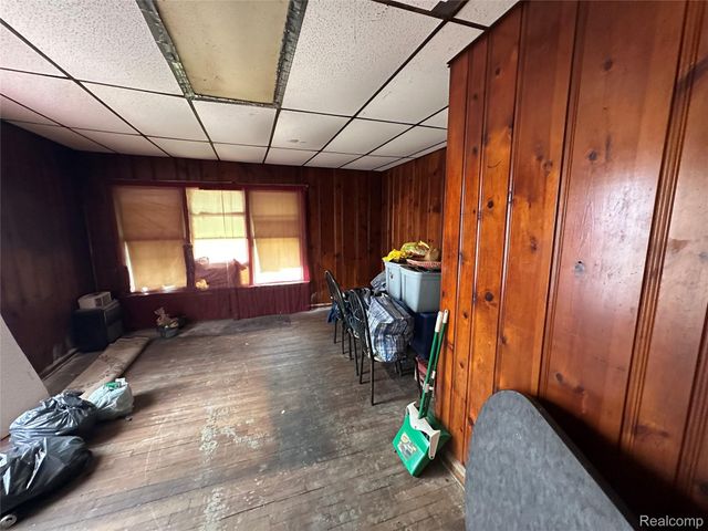 5042 Pennsylvania Street, Detroit, MI 48213