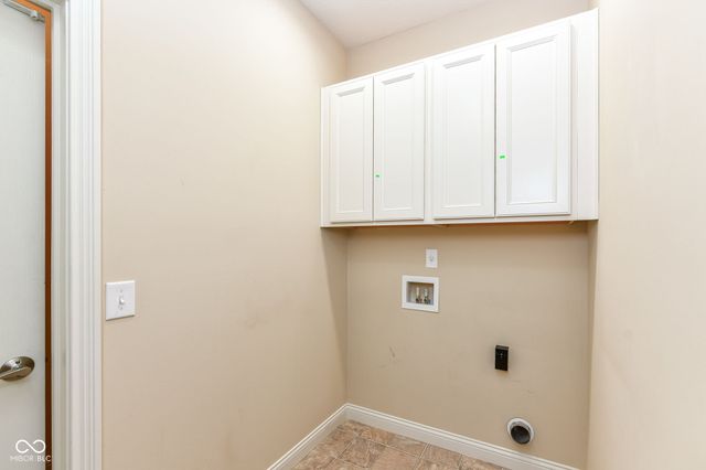 13480 Mosel Court, Fishers, IN 46037