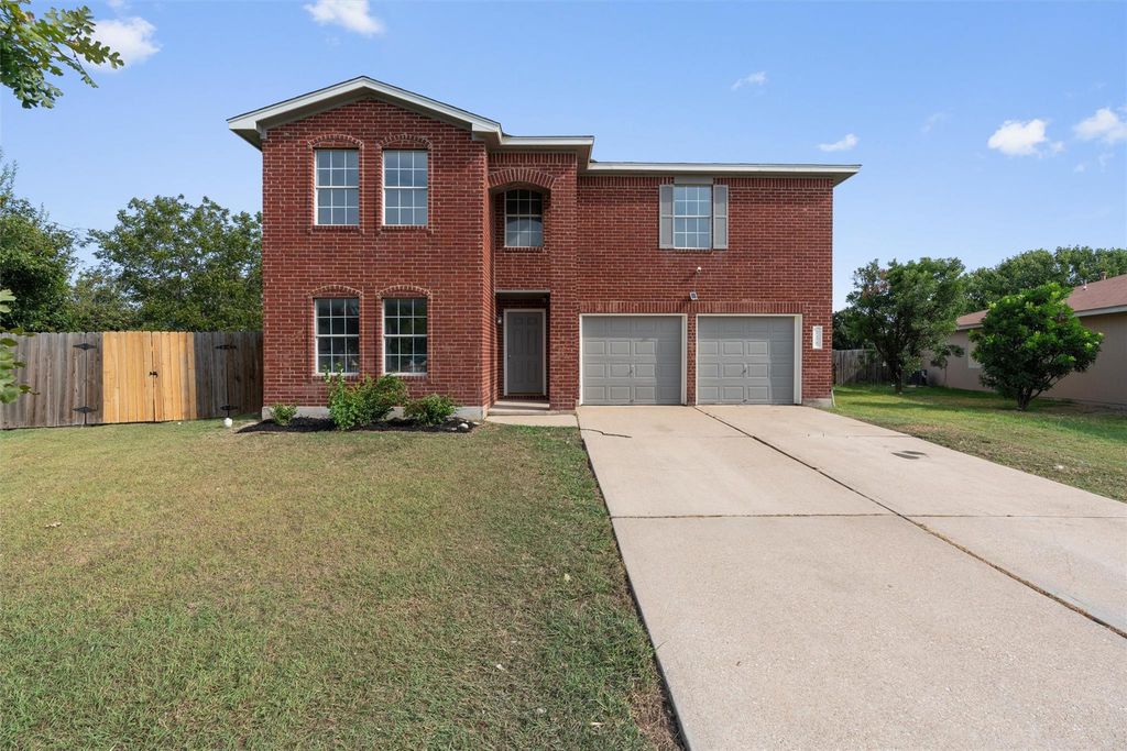 126 Paige BND, Hutto, TX 78634