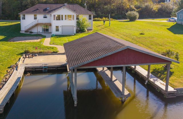 2863 Apple Valley Drive, Howard, OH 43028