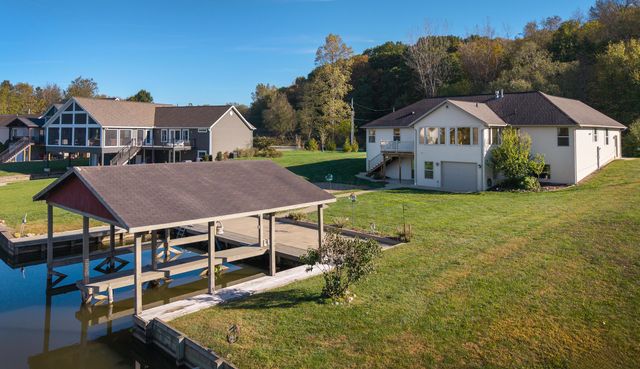 2863 Apple Valley Drive, Howard, OH 43028