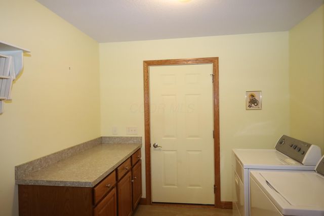 2863 Apple Valley Drive, Howard, OH 43028