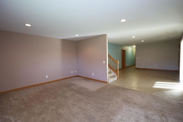 2863 Apple Valley Drive, Howard, OH 43028