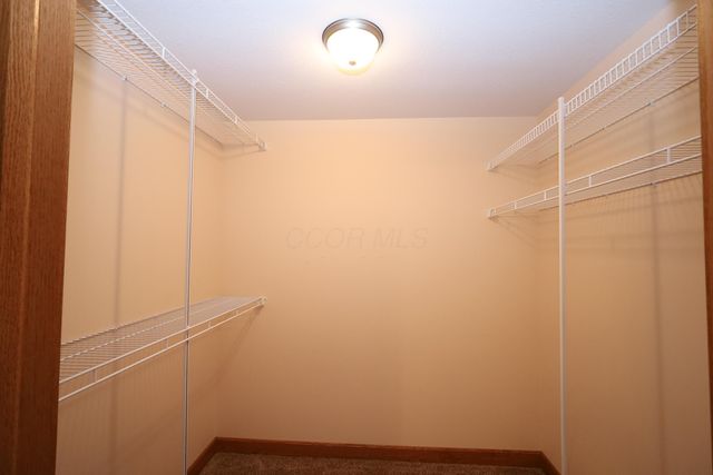 2863 Apple Valley Drive, Howard, OH 43028