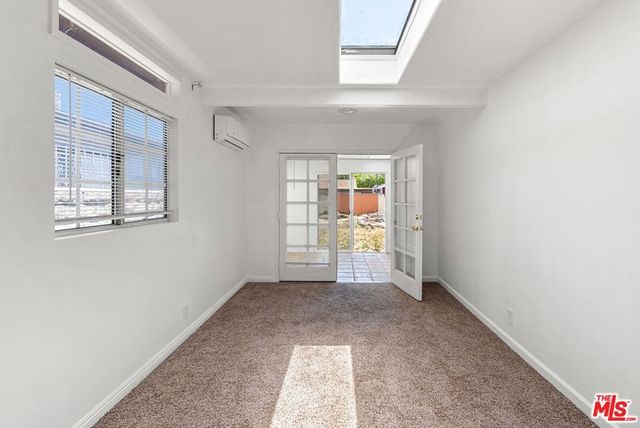 3556 Helms Avenue, Culver City, CA 90232
