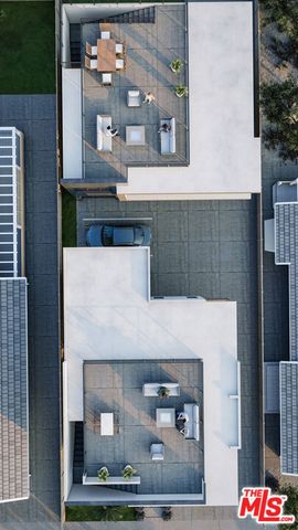 3556 Helms Avenue, Culver City, CA 90232