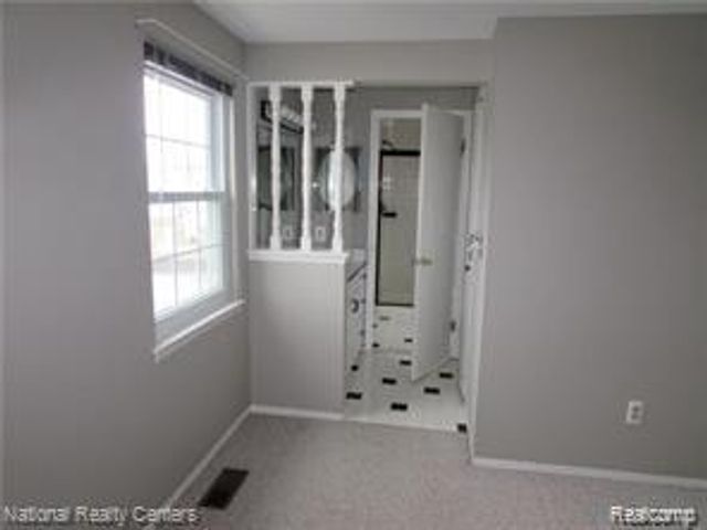 42106 Gladwin Street, Novi, MI 48167