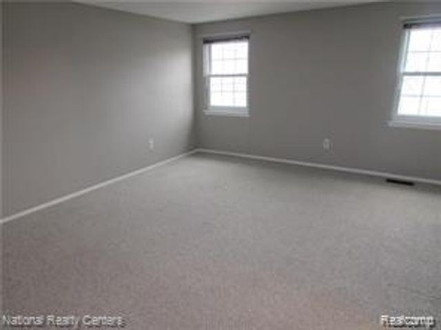 42106 Gladwin Street, Novi, MI 48167