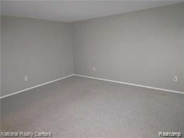 42106 Gladwin Street, Novi, MI 48167