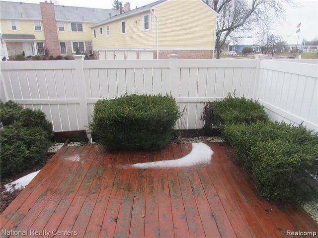 42106 Gladwin Street, Novi, MI 48167