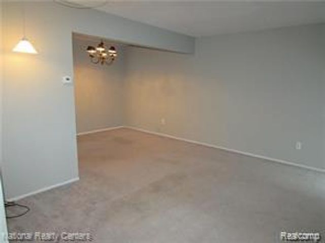 42106 Gladwin Street, Novi, MI 48167