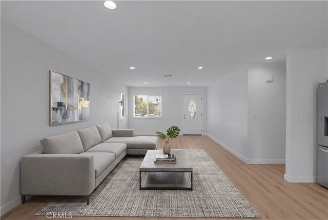 31609 Hunter Lane, Castaic, CA 91384
