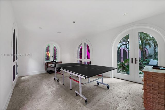 16 Palm Ave, Miami Beach, FL 33139