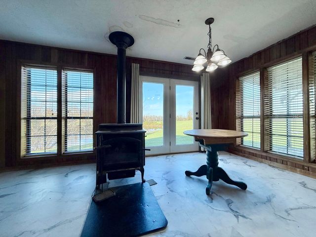 656 Thompson Road, Monticello, KY 42633