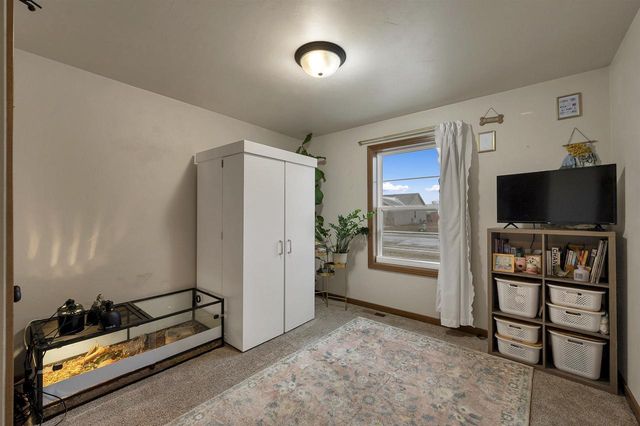 623 SWEET MEADOW LANE, Kaukauna, WI 54301