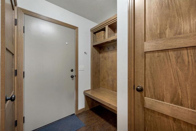 623 SWEET MEADOW LANE, Kaukauna, WI 54301